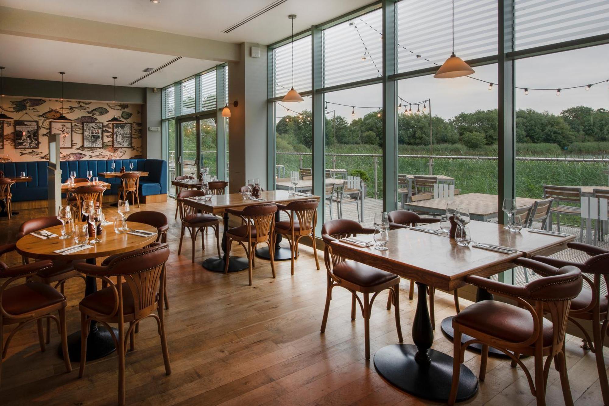 De Vere Cotswold Water Park Apartments Cirencester Exteriér fotografie